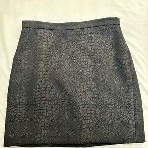 French Connection Black Snake Print Skirt Women’s size 6 NWOT​​